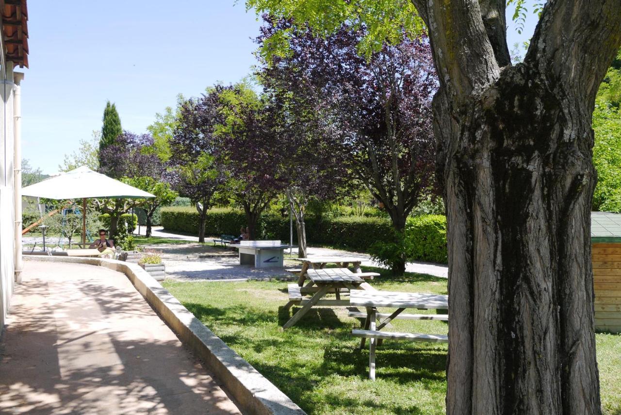Camping Forcalquier Les Routes De Provence Hotel Esterno foto