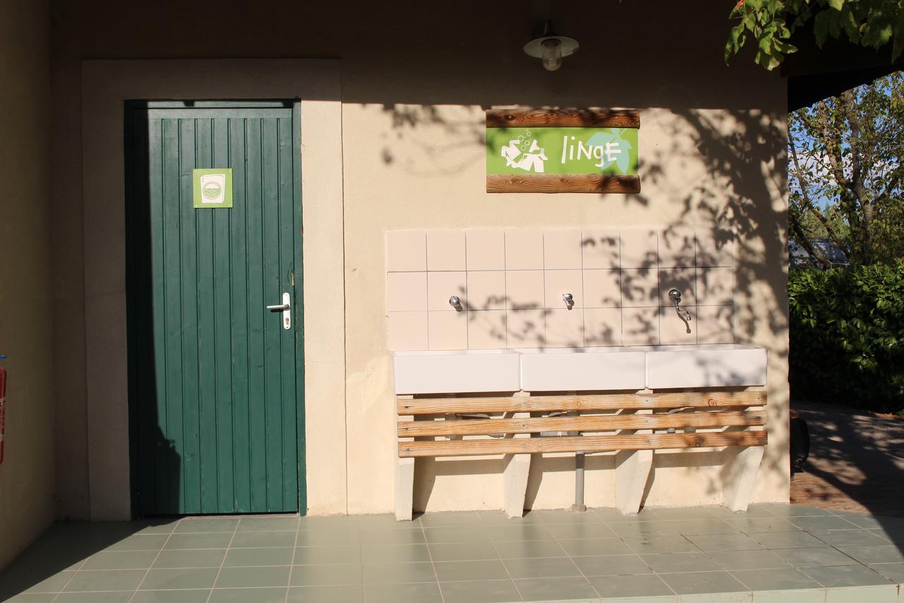 Camping Forcalquier Les Routes De Provence Hotel Esterno foto