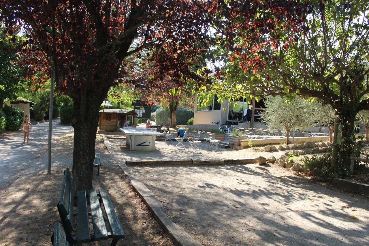 Camping Forcalquier Les Routes De Provence Hotel Esterno foto